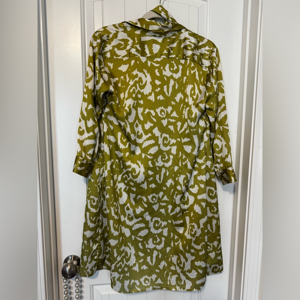 DKNY satin dress button up